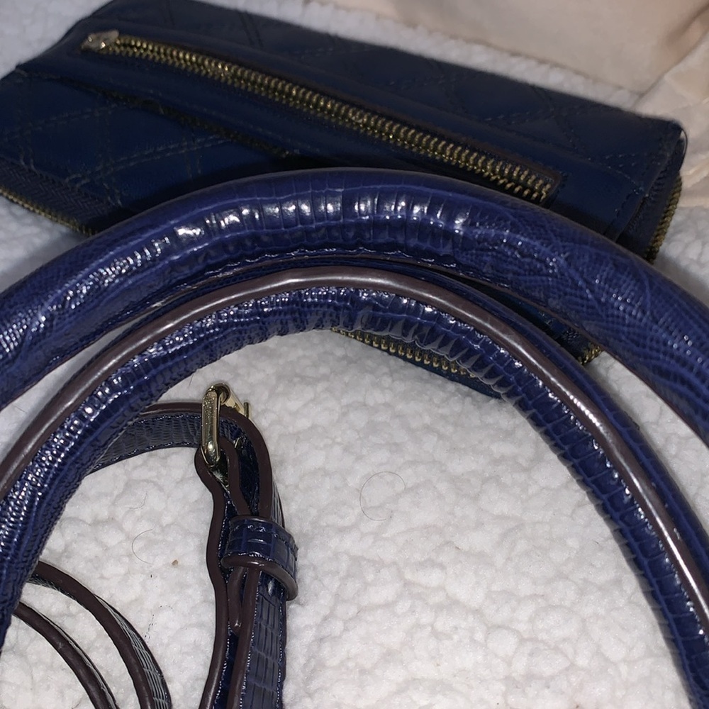 Anne Klein Navy Blue Satchel with Quilted Wallet and Gold Hardware - Picture 8 of 13